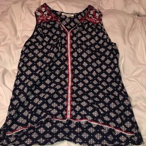 Looks black but it’s a navy blue colored tank!